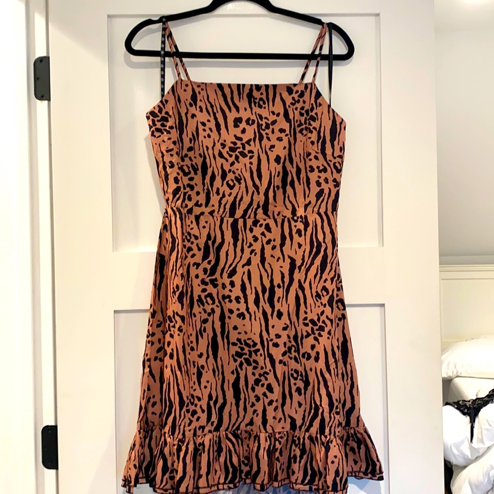 MISSGUIDED DRESS